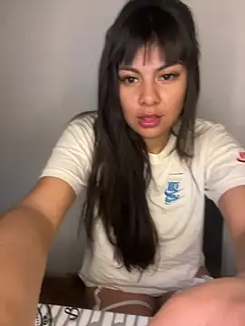 Snapshot of Bulma04 chatting on 10.11.25 Bulma04 online show from 10.11.25