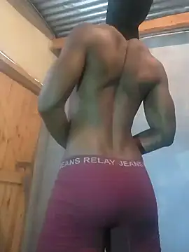 Snapshot of Blackveins32 chatting on 11.05.25 Blackveins32 online show from 11.05.25