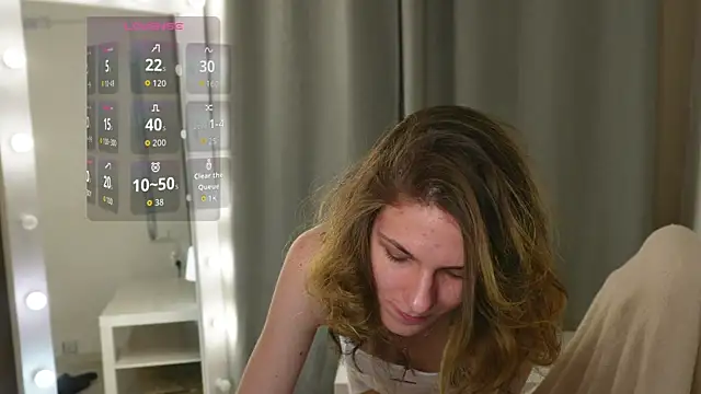 Snapshot of CipherellaFure chatting on 09.26.25 CipherellaFure online show from 09.26.25