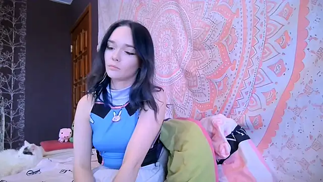 VividSienna online show from 04.21.26