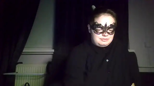 Snapshot of Katy2323 chatting on 10.06.25 Katy2323 online show from 10.06.25