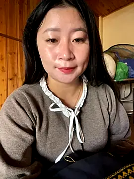 violet-00 online show from 10.27.25