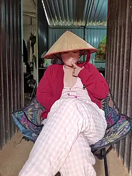 Helen-Tran online show from 11.27.25