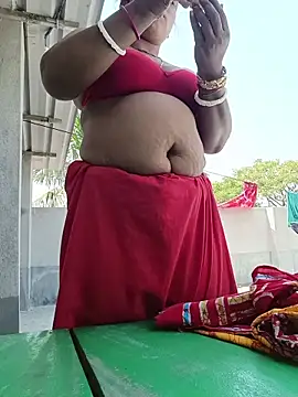 Snapshot of reya743 chatting on 02.09.26 reya743 online show from 02.09.26