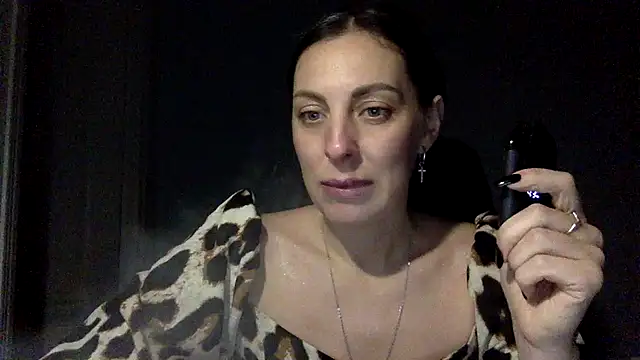 Snapshot of Myronell chatting on 10.27.25 Myronell online show from 10.27.25