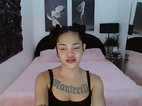 Yuriidelaveigne online show from 11.09.25