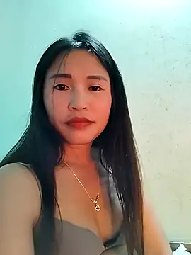 Snapshot of Mai4568 chatting on 11.29.25 Mai4568 online show from 11.29.25