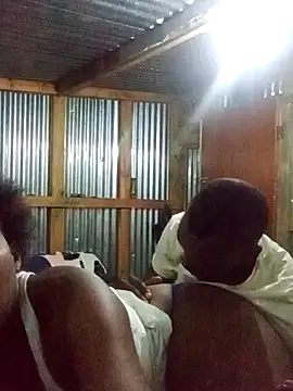 l4 love online show from 04.17.26