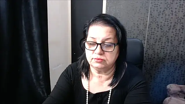 MissSanjanne online show from 03.18.25