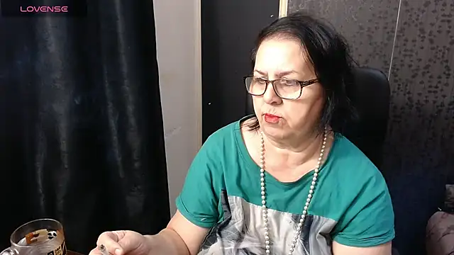 MissSanjanne online show from 03.12.26