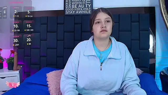 Snapshot of Krystal_Heartss chatting on 11.25.25 Krystal Heartss online show from 11.25.25