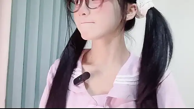 Snapshot of Ximei-O chatting on 05.16.26 Ximei-O online show from 05.16.26
