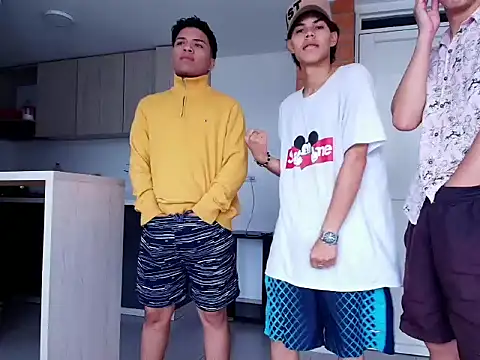 latin naughty boys online show from 09.29.25