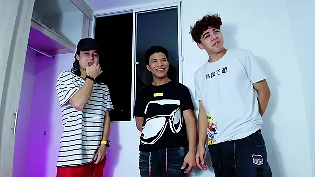 latin naughty boys online show from 10.21.25