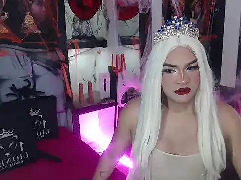 Snapshot of Sophia_hott01 chatting on 10.26.25 Sophia hott01 online show from 10.26.25