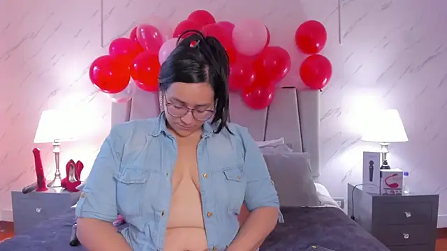 Snapshot of Michell_Monet chatting on 02.15.26 Michell Monet online show from 02.15.26