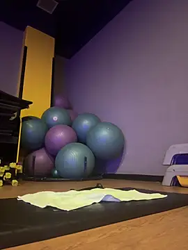 Anavalle online show from 04.16.26