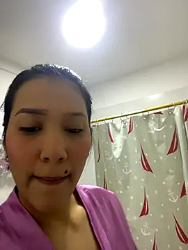 IsabellaJoness  online show from 10.29.25