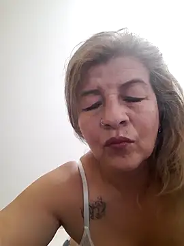 Snapshot of Abby-Blonde chatting on 10.08.25 Abby-Blonde online show from 10.08.25