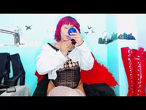 Snapshot of mylygrey chatting on 10.28.25 mylygrey online show from 10.28.25