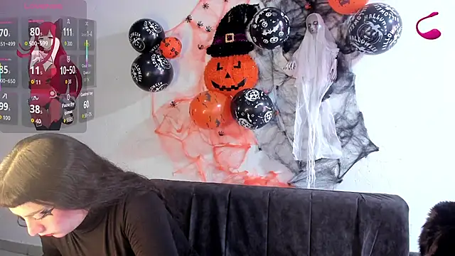 kitty  chs online show from 10.02.25