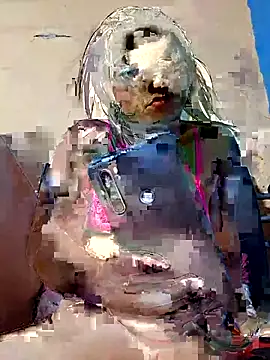 hot-mom22 online show from 11.14.25