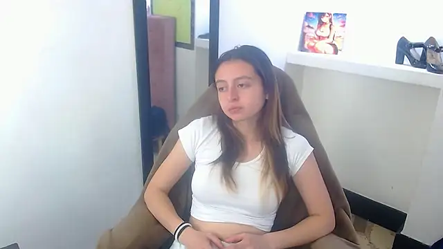 lala clark online show from 11.12.25