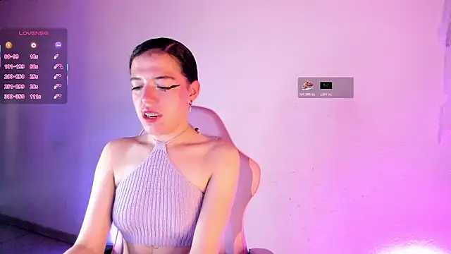 Snapshot of zakura_Haruno chatting on 11.16.25 zakura Haruno online show from 11.16.25