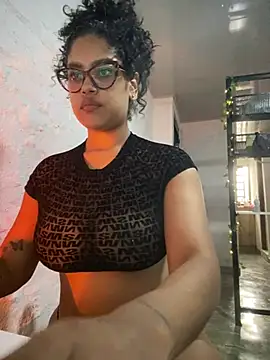 miiabrown18 online show from 03.29.26