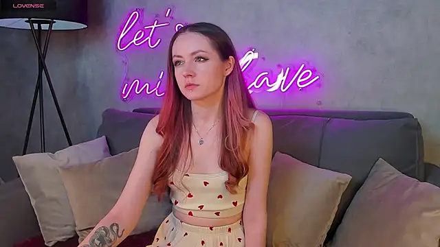 Berta Kelly online show from 11.08.25