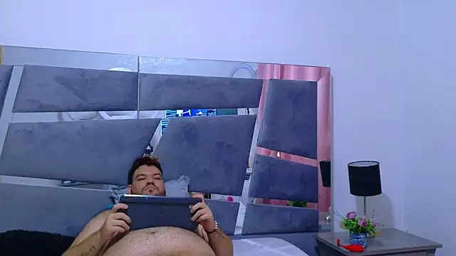 big bearr online show from 11.09.25