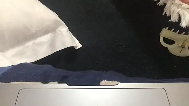 Snapshot of paula19800 chatting on 10.17.25 paula19800 online show from 10.17.25