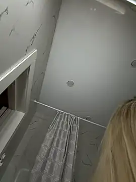 MaryDavies online show from 04.06.26