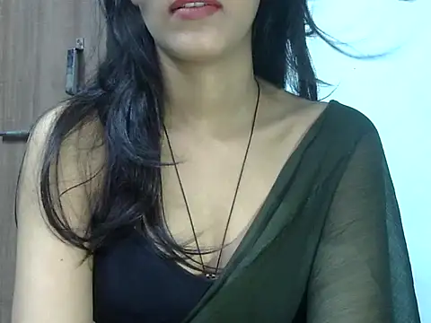 Snapshot of Lusty_Shreya_ chatting on 10.19.25 Lusty Shreya online show from 10.19.25