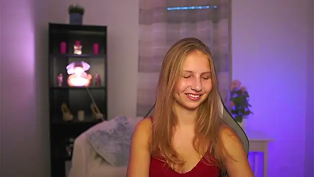 Snapshot of emmie_murray chatting on 11.27.25 emmie murray online show from 11.27.25