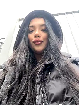 Snapshot of kiss_Lissa chatting on 11.14.25 kiss Lissa online show from 11.14.25