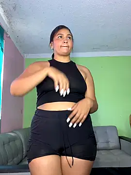 Snapshot of LUNA_YOUNG_ chatting on 09.24.25 LUNA YOUNG online show from 09.24.25