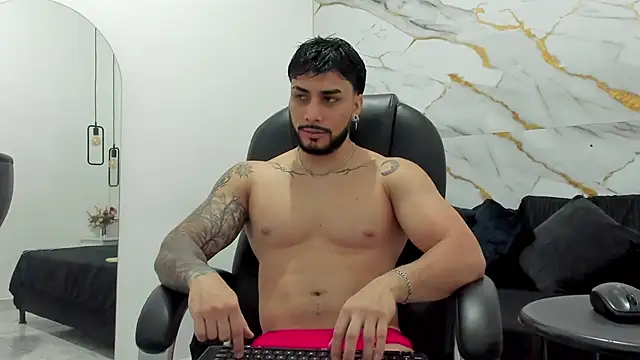 Miike Stone1 online show from 11.24.25