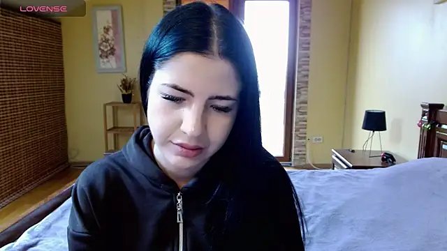 Malibu J online show from 10.05.25