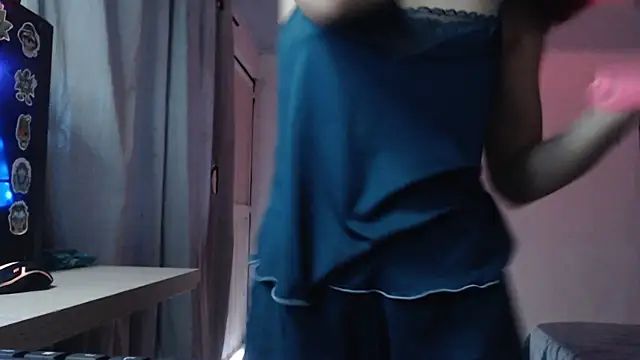 LittleCheerry69 online show from 12.15.25