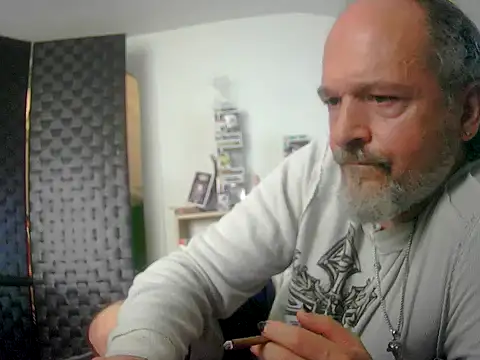 HippieDad333 online show from 09.23.25