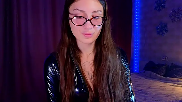 Snapshot of space_Dreams_ chatting on 10.12.25 space Dreams online show from 10.12.25