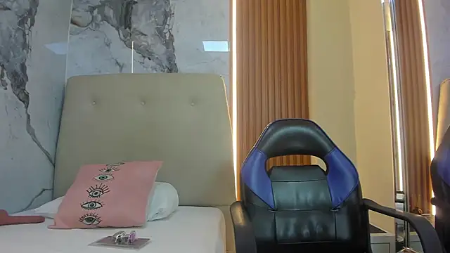 SAMANTHABENET online show from 03.04.26