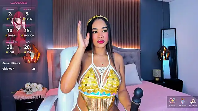 Snapshot of Tiffany__charm_ chatting on 10.31.25 Tiffany charm online show from 10.31.25