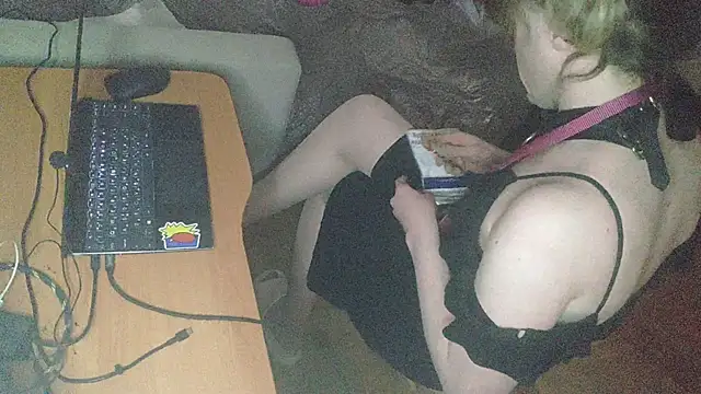 Snapshot of LilithsEve chatting on 02.04.26 LilithsEve online show from 02.04.26