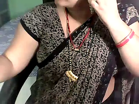 Snapshot of BABITA_KUMARII chatting on 10.25.25 BABITA KUMARII online show from 10.25.25