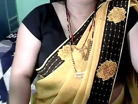 BABITA KUMARII online show from 12.17.25