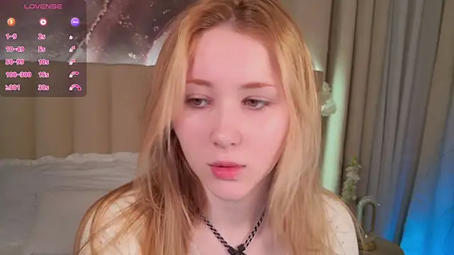 LiraKink online show from 04.19.26