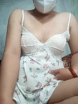 JinjinLy online show from 10.29.25