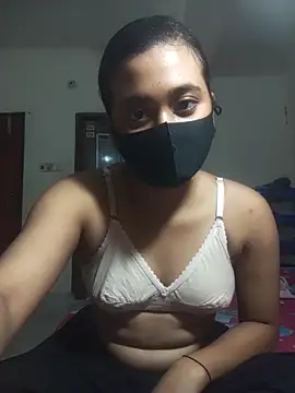 Snapshot of Love_Queen11 chatting on 10.12.25 Love Queen11 online show from 10.12.25